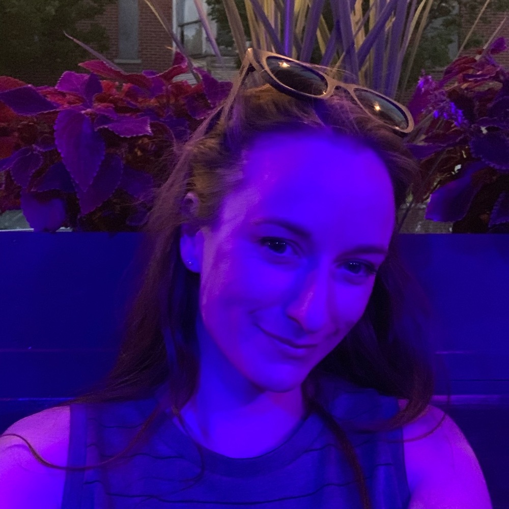 Meet your Posher, Danielle